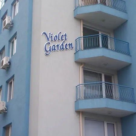 Apartment Violet Garden